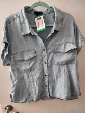NWT TOP SIZE XLARGE FLOWY MATERIAL BY SANTUARY